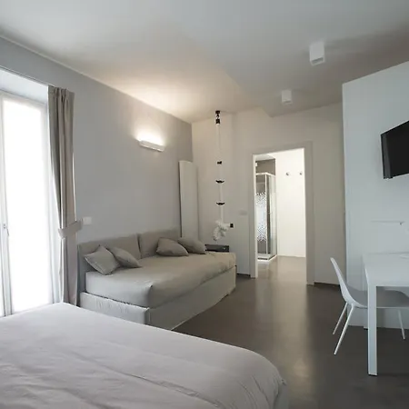 Ξενοδοχείο Villino 2*