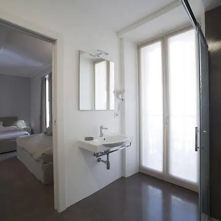 Ξενοδοχείο Villino 2*